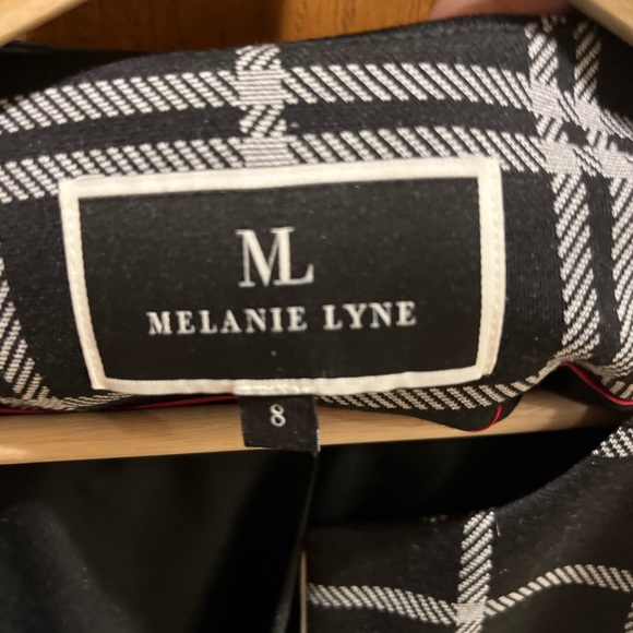 Melanie Lyne three-quarter length jacket - Picture 2 of 3